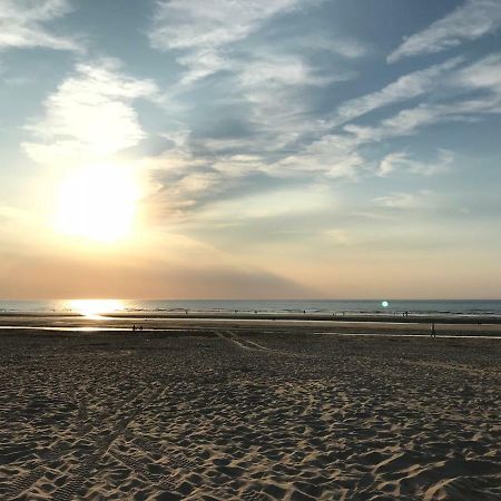 Villa Le Beau Coin De Panne Esterno foto